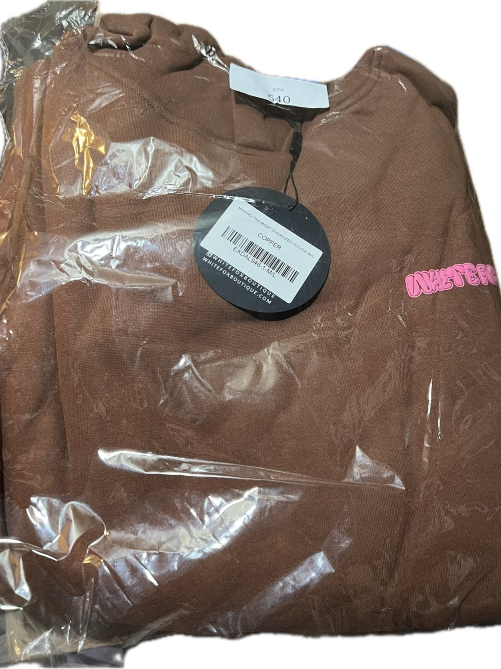 White Fox Making the Most Oversized Hoodie MD/LG NWT